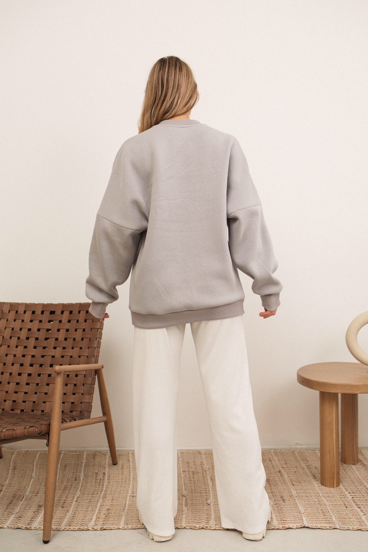 Gray casual oversized sweatshirt