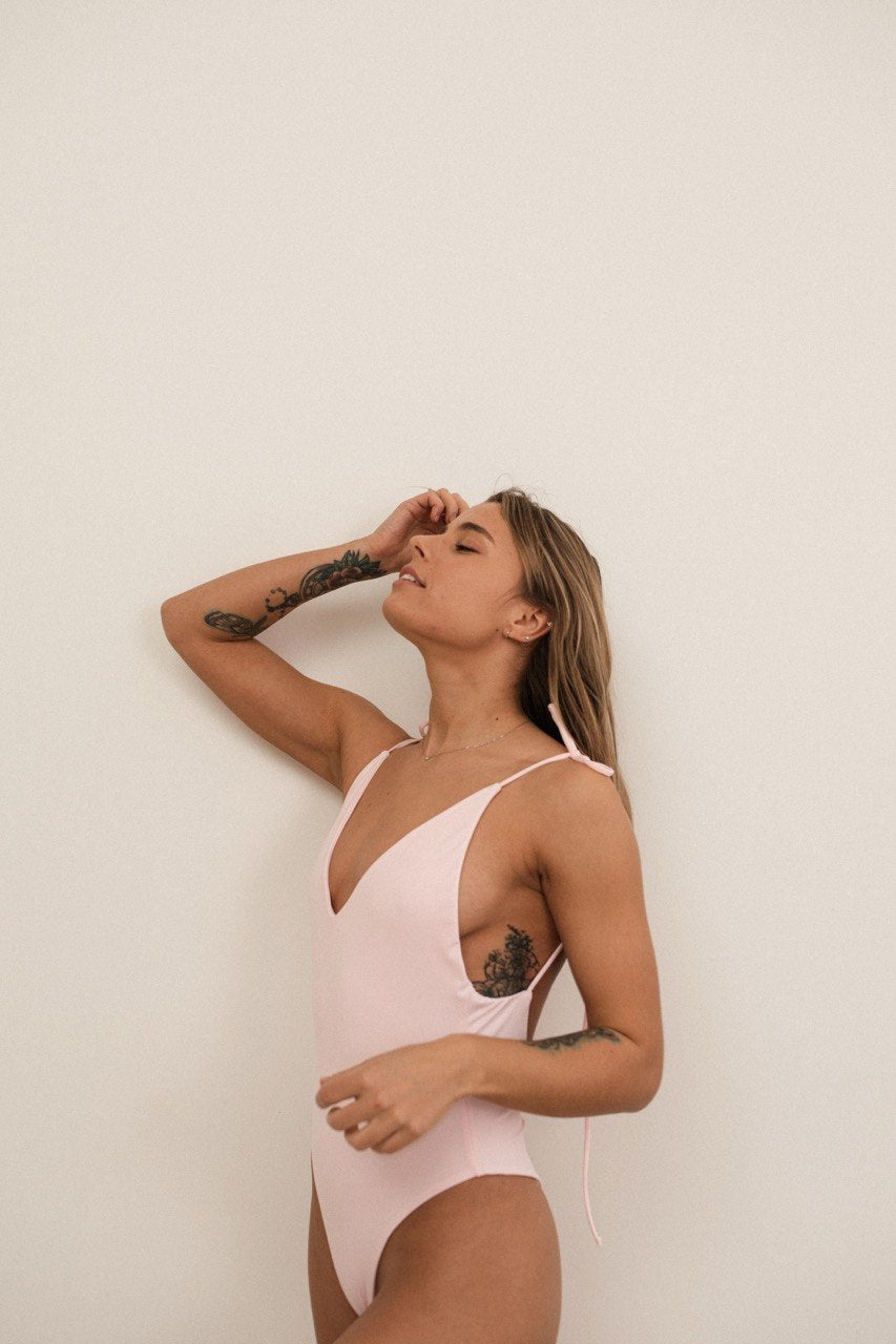 One-piece Swimsuit with Open Back