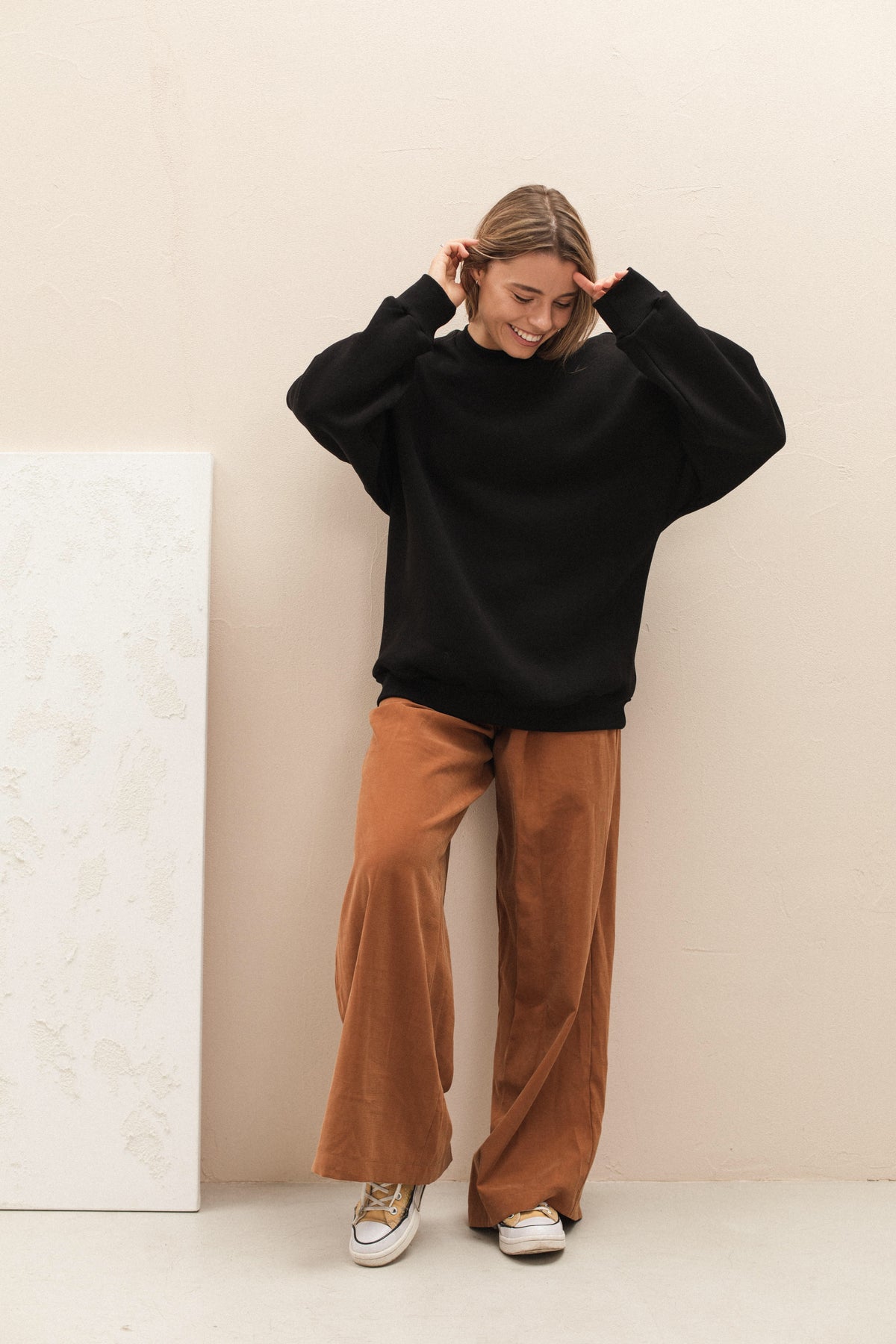 Black plain oversized sweatshirt