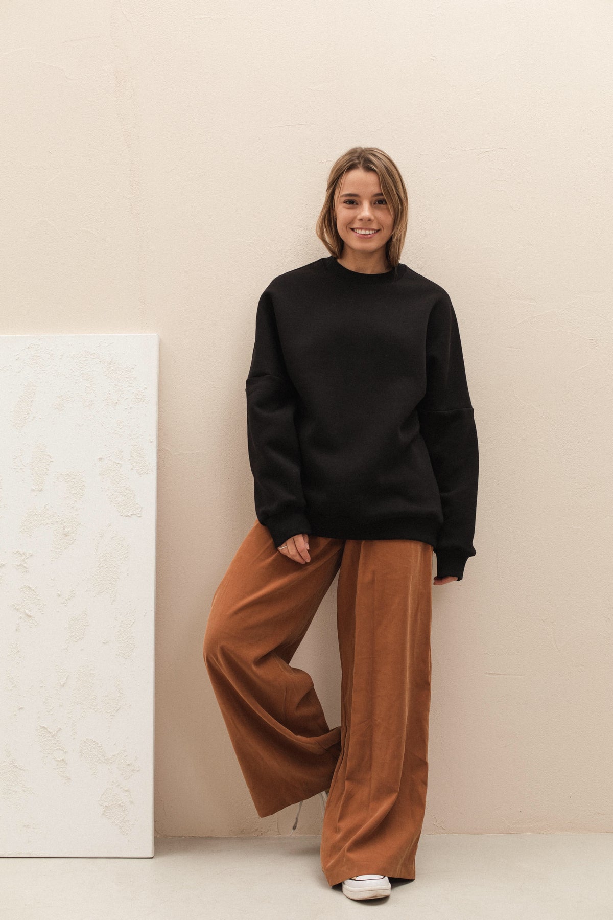 Black plain oversized sweatshirt