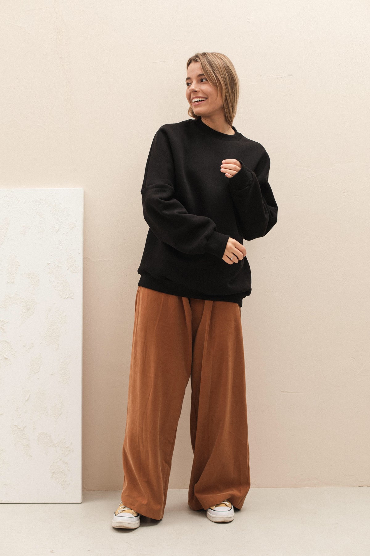 Black plain oversized sweatshirt