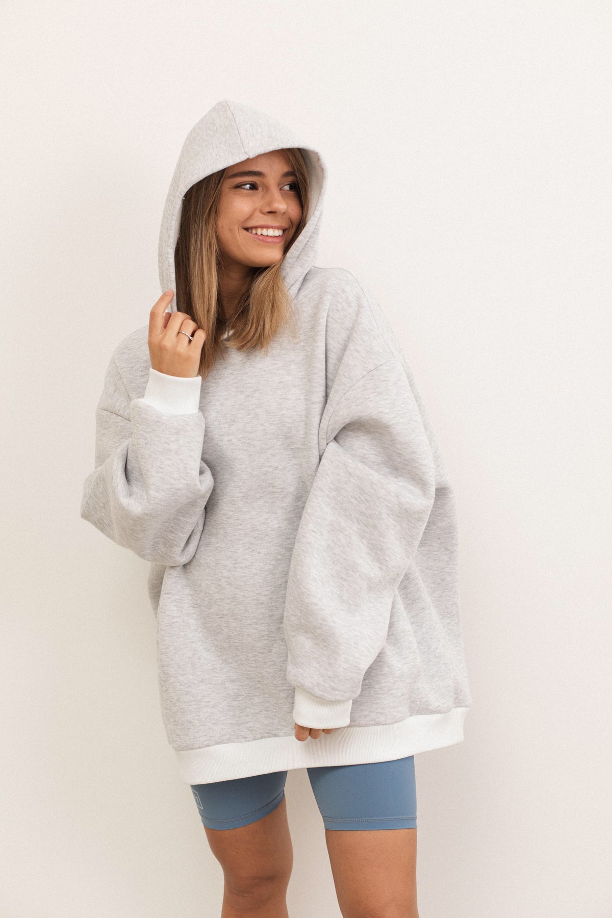 Gray melange plain oversized fleece hoodie with pockets
