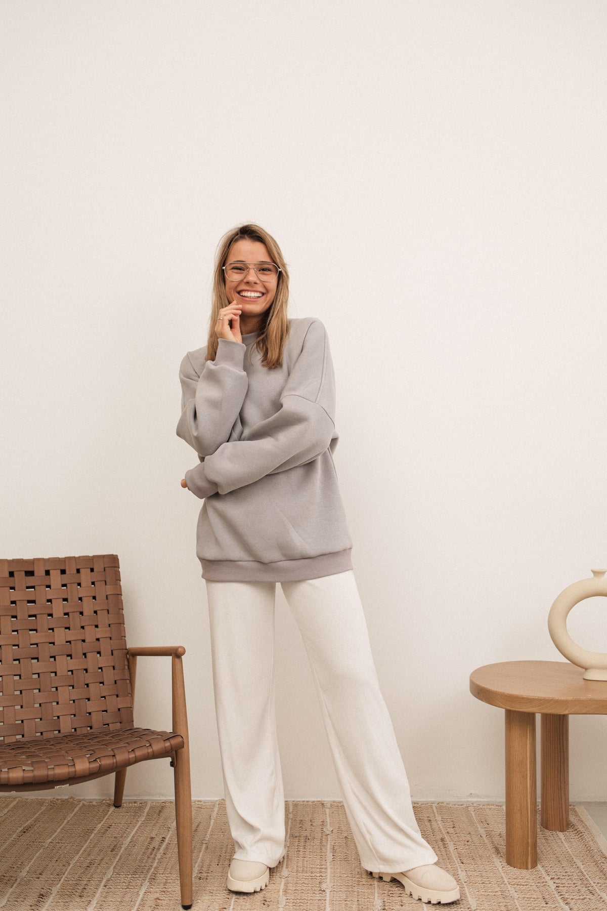 Gray casual oversized sweatshirt