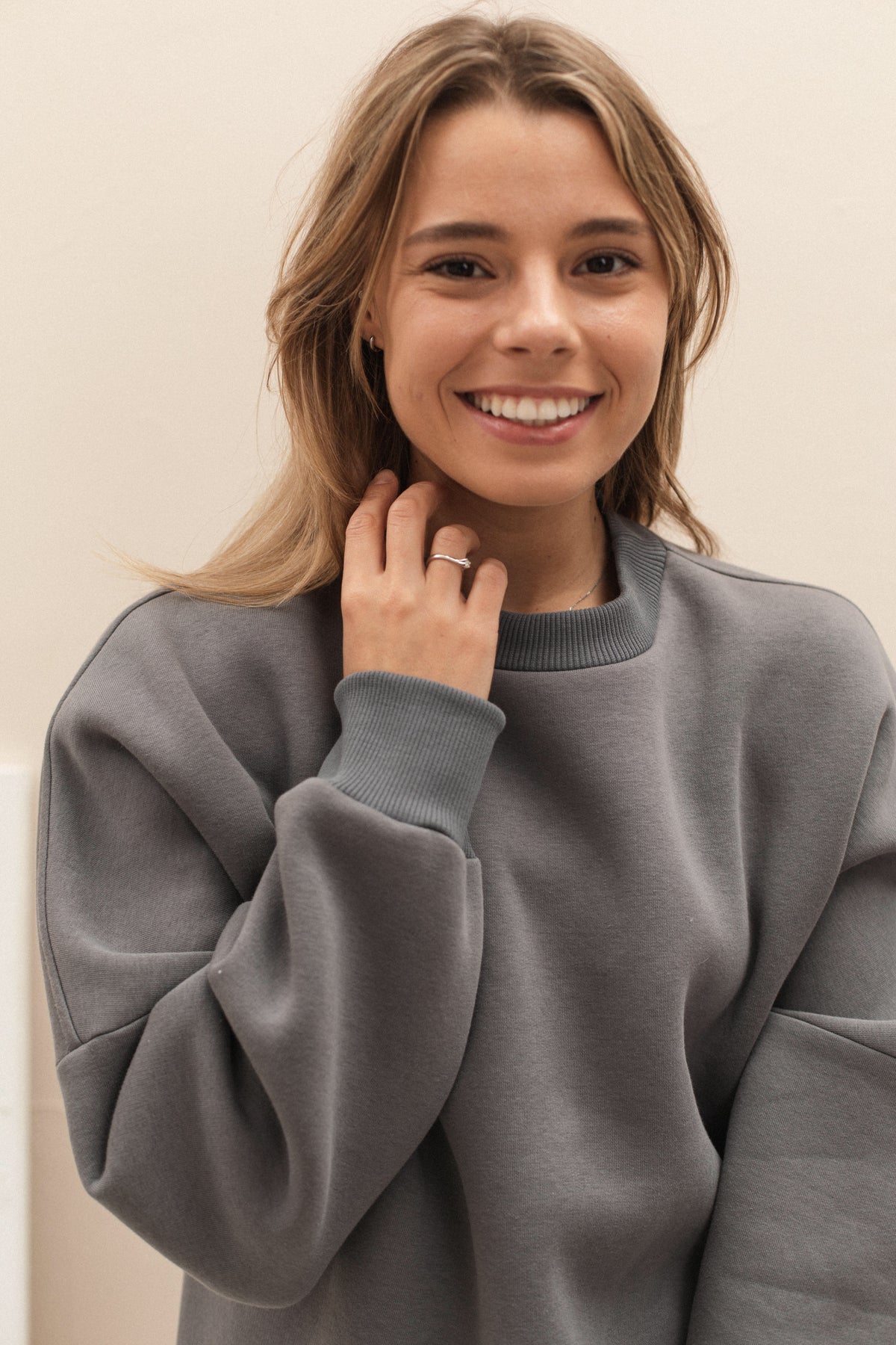 Graphite basic plain fleece sweatshirt with crew neck