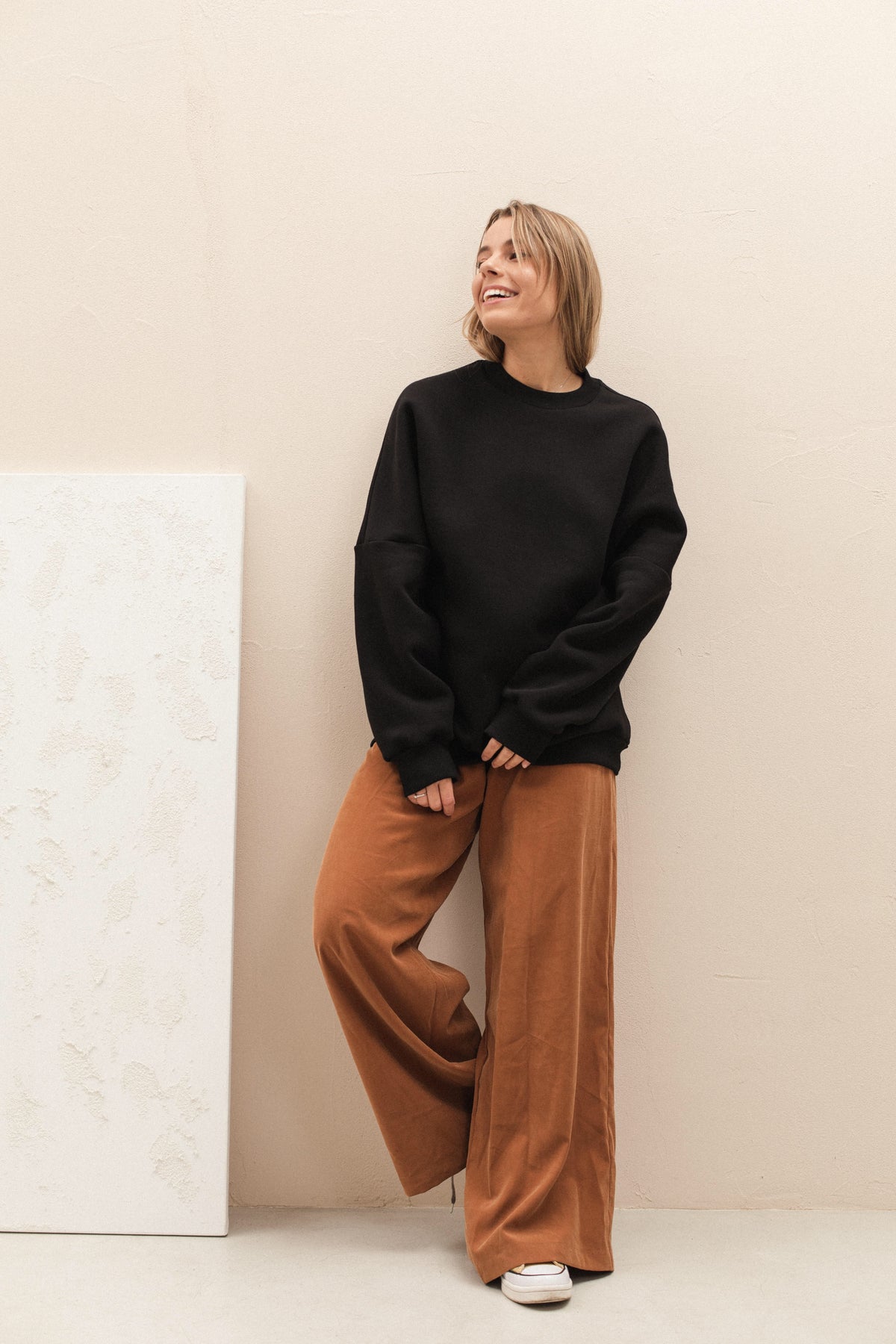 Black plain oversized sweatshirt